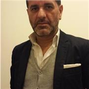 Laureato in economia e commercio impartisce lezioni private per studenti della scuola secondaria di primo e di secondo grado