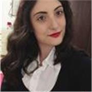 Diplomata in Scienze Umane impartisce lezioni a ragazze/i