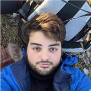 Actual estudiante con un año de experiencia como asistente de idiomas en un instituto de secundaria en el extranjero