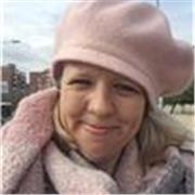 Una profesora dedicada y apasionada por la educación.