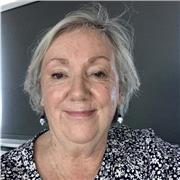 Give private lessons tailored to your needs and level.