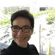 Soy una persona enérgíca, positiva y me encanta lo que hago. Me apasiona la biología y quiero transmitirte mis conocimientos y mi pasión.