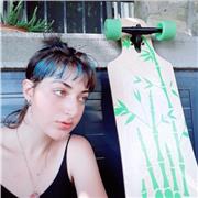 Studente dell'accademia di Belle Arti Carrara offre lezioni per materie umanistiche