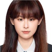 Patient Chinese tutor guiding beginners through practical and interactive lessons