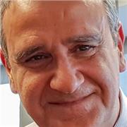 Profesor asociado a la Universidad Pompeu Fabra y Colaborador de la UOC con casi treinta años de experiencia