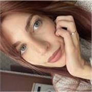 Laureata in scienze e tecniche psicologiche. Impartisco lezioni di materie umanistiche