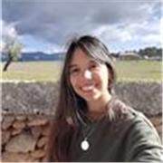 Estudiante de medicina ayuda a entender la biología en todos los grados de dificultad