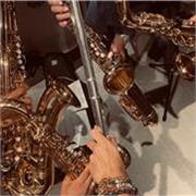 I give individual and group classes, jazz, saxophone
