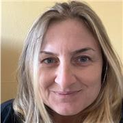 Emozioniamoci imparando! Let’s have fun together! Sono di Mantova e offro i miei servizi on line e in presenza.