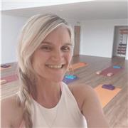 Yoga online. Bespoke yoga instruction, so you can develop your practice and find your own pace