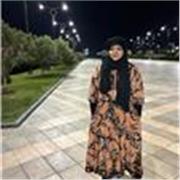 “I am an IGCSE and A Levels biology professor. My lessons are aimed at students preparing for exams, aspiring biologists.