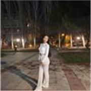 Opositora a Policía Nacional, he terminado la ESO y bachillerato, imparte clases