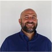 Laureato in Filosofia e Storia delle Idee offre lezioni di Filosofia e Storia