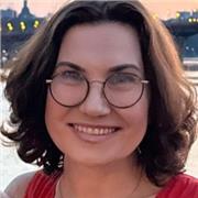 Wales. I’m a native Russian speaker with a university degree in Russian language teaching and experience teaching in schools.