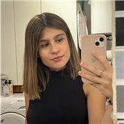 Profesora de lengua que ofrece clases particulares a niños de primaria hasta 2 bachillerato