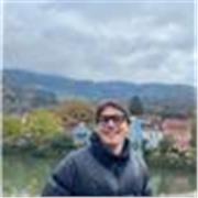 Offro ripetizioni individuali di conversazione reale per persone di tutte le età.