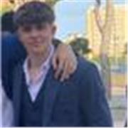 Doy clases de refuerzo de matemáticas e inglés para la gente que lo necesite con el propósito de conseguir los objetivos marcados