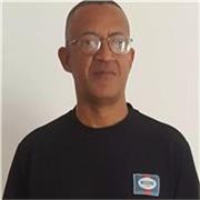 English tuctor teaches english of all ages