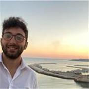 Laureato in Scienze della Comunicazione impartisce lezioni private e ripetizioni online per scuole elementari, medie e superiori in tutte le materie umanistiche (con particolare riguardo a Italiano, Letteratura, Storia, Educazione Civica, Filosofia, Latin
