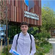 I give tailored lessons, focused on sports psychology and science