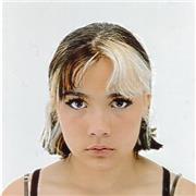 Étudiante en philosophie, littérature française, et langue, ainsi que cinéma, j’aimerais apporter mes connaissances pour en aider d’autres
