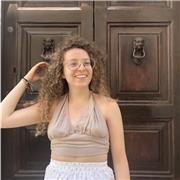 Studentessa universitaria offre ripetizioni di inglese