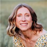 Registered Nutritional Therapist & Health Coach based in London, specialising in physiology, anatomy, nutrition & health sciences