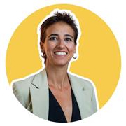 Professeure de yoga, formatrice en bien-être au travail et animatrice d'événements