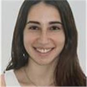 Estudiante de magisterio da clases de apoyo escolar con alto nivel de inglés