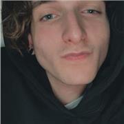 Studente di Giurisprudenza con diploma classico – Ripetizioni e supporto allo studio con metodo critico e argomentativo