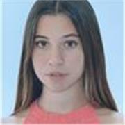 Mi sono diplomata al liceo classico con 100 ed ho buona conoscenza dell’inglese avendo conseguito il B2. Amo stare con i bambini