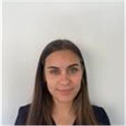 Fisioterapeuta titulada con especialidad en terapia manual, invasiva y dermatofuncional. 