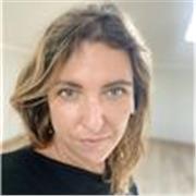 Sei alla ricerca di una persona disponibile ed empatica? Sono a tua disposizione per aiutarti! 