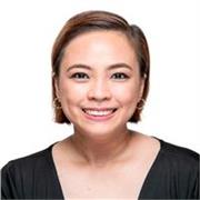 Engaging and patient English teacher for primary students