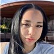 Responsable y cariñosa, daré clases y cuidaré niños.