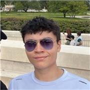 Profesor de matemáticas escolar de manera virtual