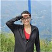 Profesora con experiencia en aprendizaje experiencial de los 3 a los 18 años