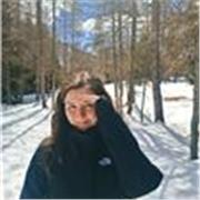 Laureata in Scienze Ambientali e Naturali, mi offro come insegnante per aiuto compiti, dall'infanzia alle scuole medie.