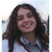 Neolaureata in scienze internazionali e diplomatiche offre lezioni di inglese per studenti