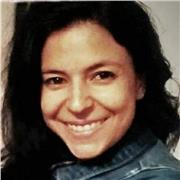 Profesora de español para niños y jóvenes con énfasis en conversación