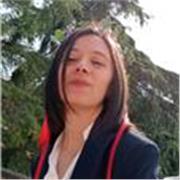 Offro lezioni chiare e adatte a chi vuole migliorare senza stress. Aiuto con grammatica, conversazione e compiti. 