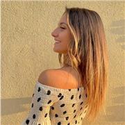 Sono una studentessa al secondo anno di università, appassionata di filosofia