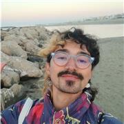 Prof d'espagnol, anglais et français comme langue seconde.