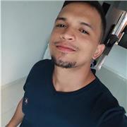 Profesional en derecho, poseo conocimientos en historia, leyes, humanidades, entre otras