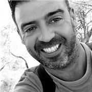 Profesor de instituto y academia. Clases de latin para sacar esa asignatura adelante . Con mucha experiencia. Metodo adaptado al alumno y no al reves