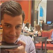 Neolaureato in lettere e Filosofia offre lezioni