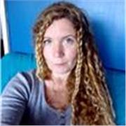 I am a professional tutor that will get you to where you want to be in your spoken and written English.