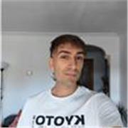 Graduado en biología, máster de profesorado y máster en innovación didáctica. Responsable, práctico y ordenado.