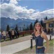 Native English Cambridge undergraduate tutor, offering specialised online English, French and Psychology tutoring. 