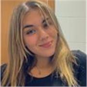 Diplomata in Ragioneria Turistica presso IIS Fermi Filangieri